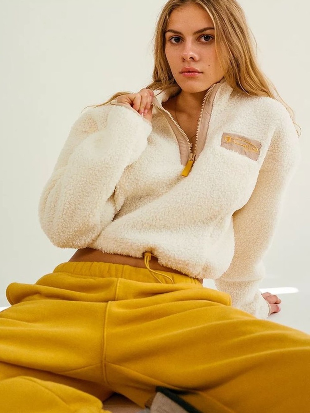 Champion x UO • Exclusive Sherpa Crop Boucle Pullover